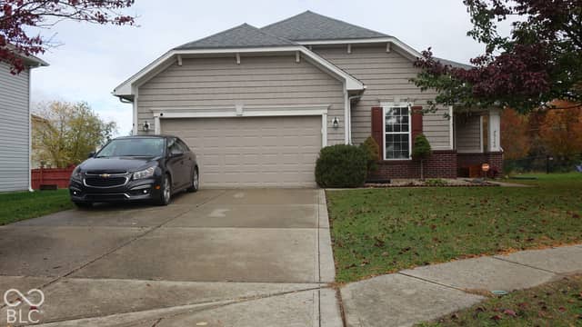 8140 Harshaw Drives, Indianapolis, IN 46239, photo 3 of 40