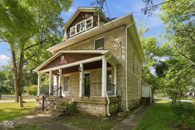 318 S Lebanon Street, Jamestown, IN 46147, photo 2 of 70