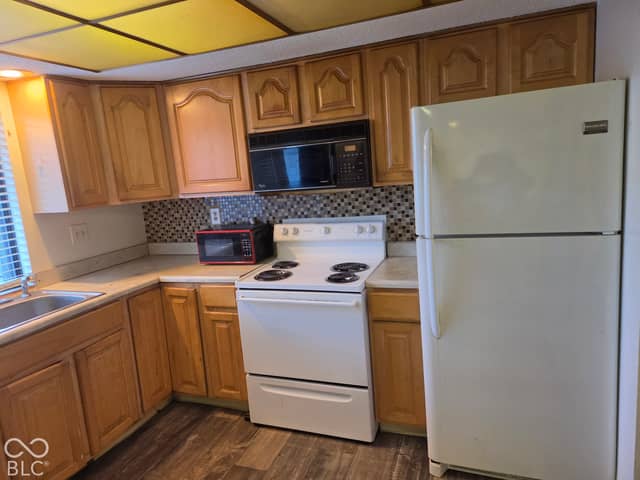 8007 E 20th Street, Indianapolis, IN 46219, photo 5 of 19