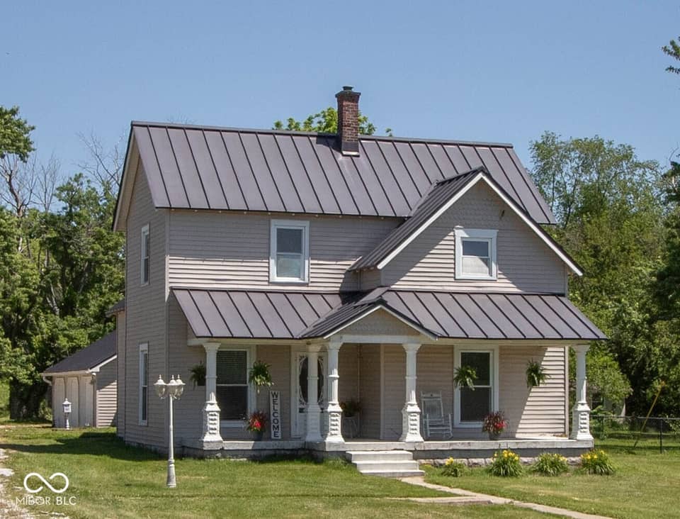 6862 Travis Road, Greenwood