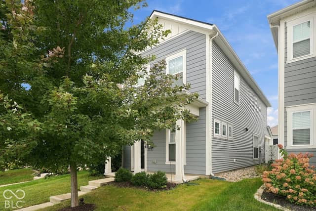 348 Evans Street, Indianapolis, IN 46222, photo 3 of 39
