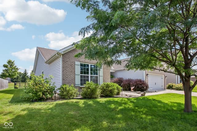 8725 Hornady Drive, Indianapolis, IN 46239, photo 4 of 31