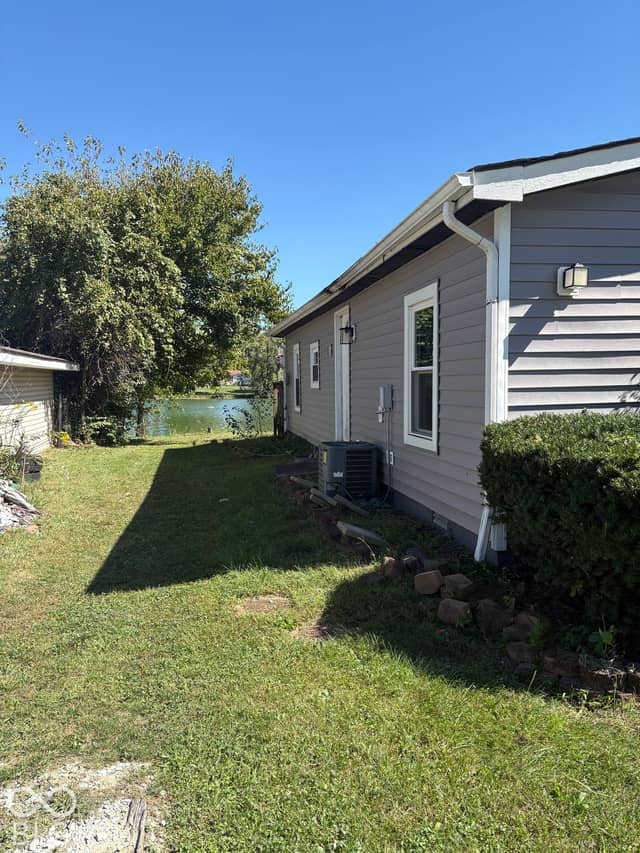 75 Fountain Lake Drive, Greenfield, IN 46140, photo 3 of 15