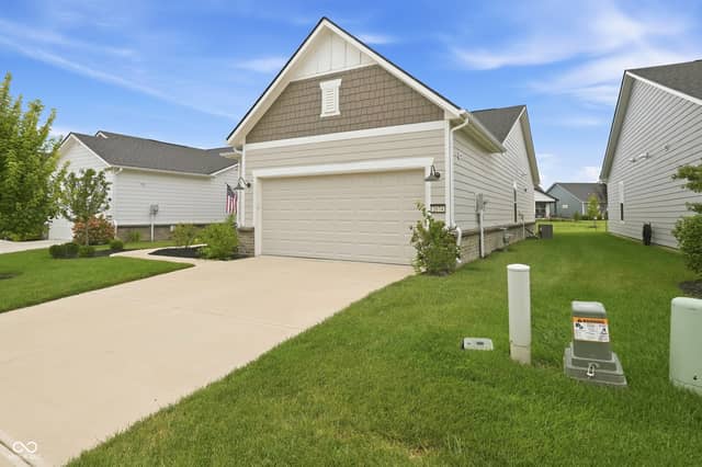 2674 Old Rosebud Lane, Westfield, IN 46074, photo 4 of 43