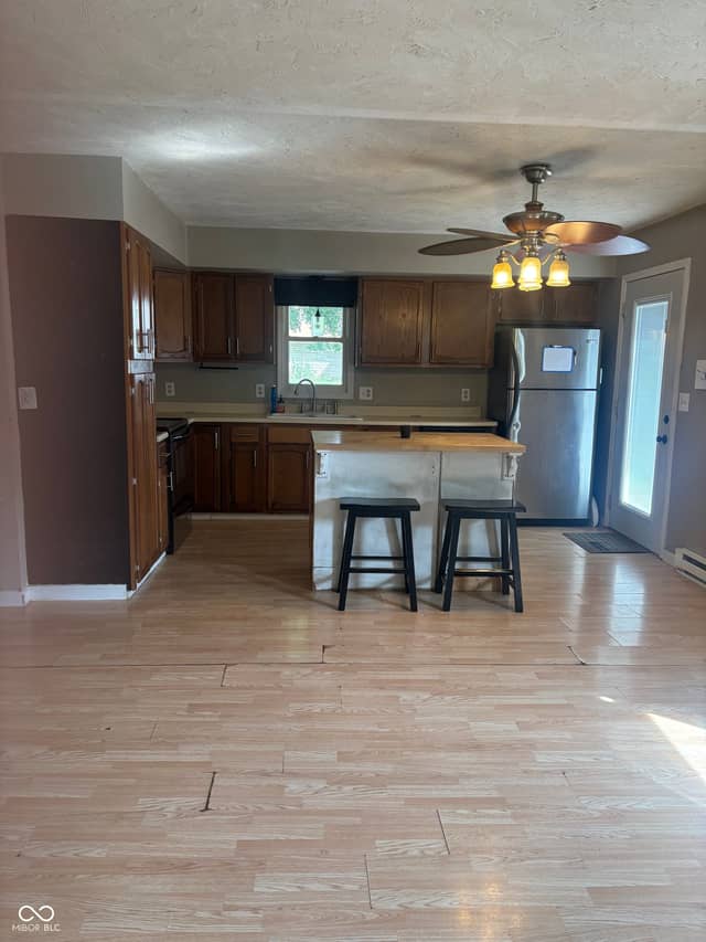 114 E 11th Street, Alexandria, IN 46001, photo 5 of 15
