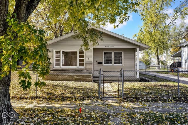 1320 Cottage Avenue, Columbus, IN 47201, photo 2 of 26