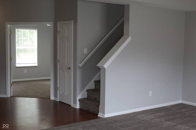 6455 Enclave Boulevard, Greenwood, IN 46143, photo 5 of 24
