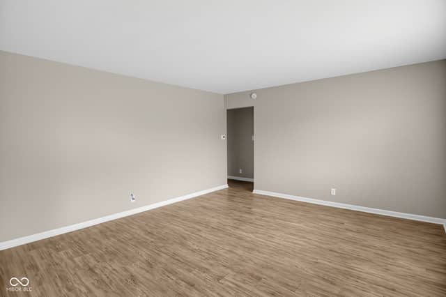 708 S Mitchner Drive, Indianapolis, IN 46239, photo 4 of 22