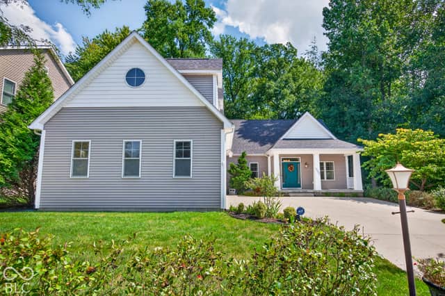 5600 Treeline Drive, Columbus, IN 47201, photo 3 of 55