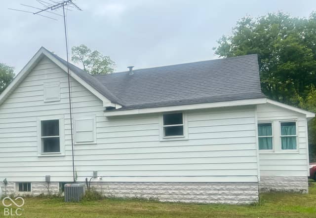5090 S Neet Road, Rockville, IN 47872, photo 4 of 14