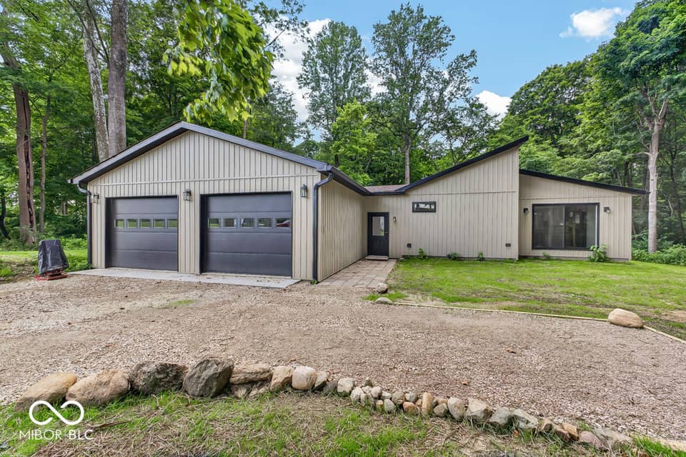 6888 S State Road 44, Martinsville