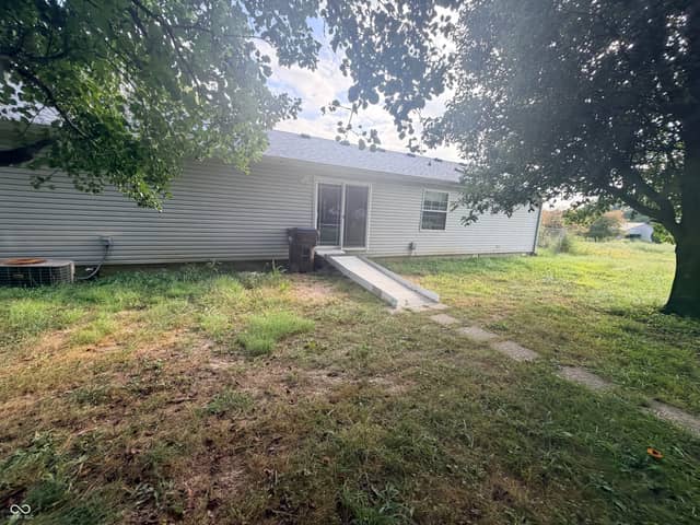 7440 Ogle Road, Freetown