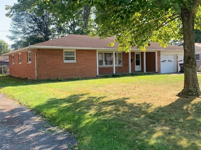 115 Meadow Lane, North Vernon, IN 47265, photo 3 of 11