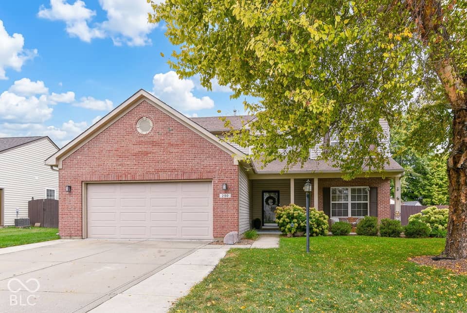 250 Lakemoore Street, Brownsburg, IN 46112, photo 1 of 37