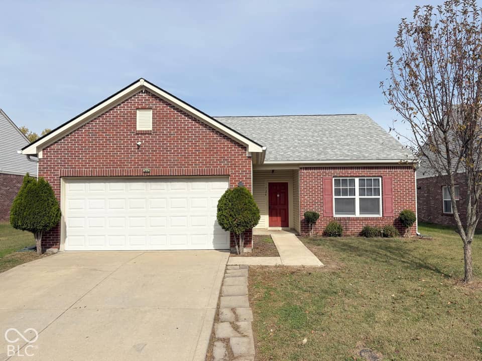724 Winding Grove Drive, Indianapolis, IN 46217, photo 1 of 18