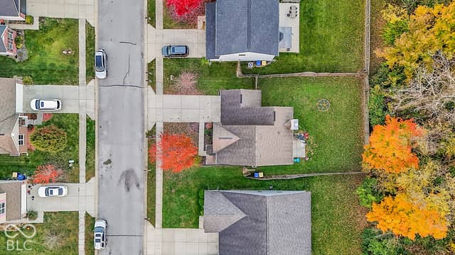 11461 High Grass Drive, Indianapolis, IN 46235, photo 5 of 51