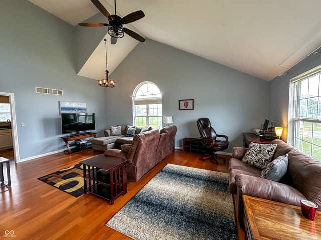 323 Woodfield Drive, Batesville, IN 47006, photo 4 of 29