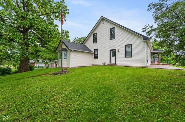 5312 E Southern Avenue, Indianapolis, IN 46203, photo 2 of 24