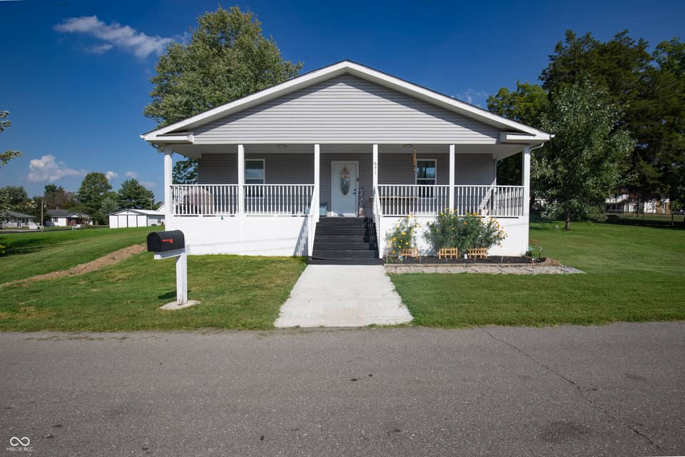 651 Union Street, Hope