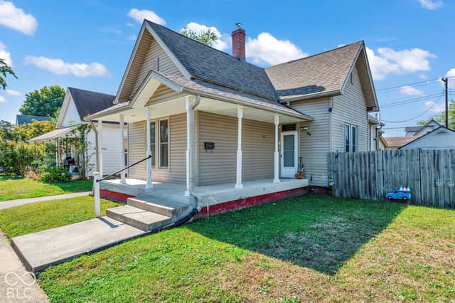 634 Hutchins Avenue, Columbus, IN 47201, photo 3 of 30