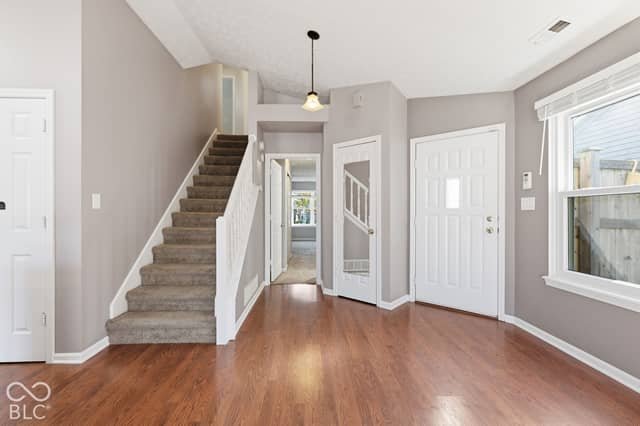 2953 Sunnyfield Court, Indianapolis, IN 46228, photo 5 of 35
