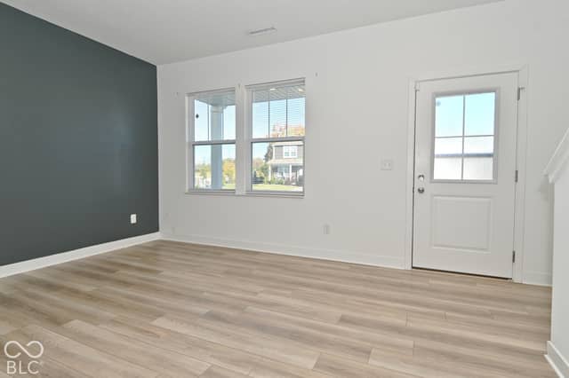 10009 Sundley Drive, Indianapolis, IN 46239, photo 4 of 60