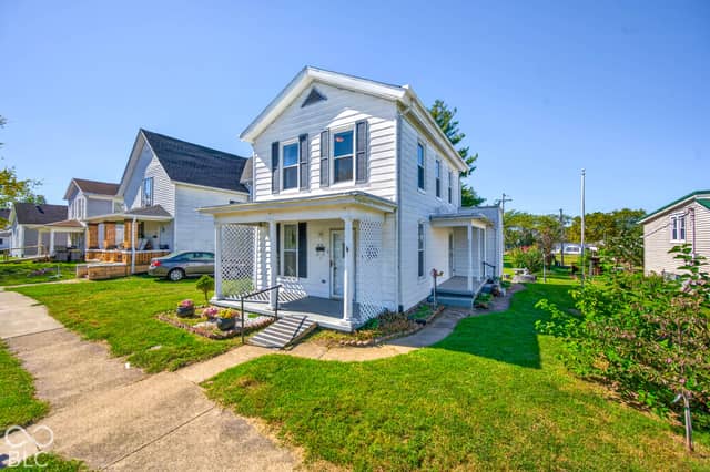 618 S Poplar Street, Seymour, IN 47274, photo 4 of 62
