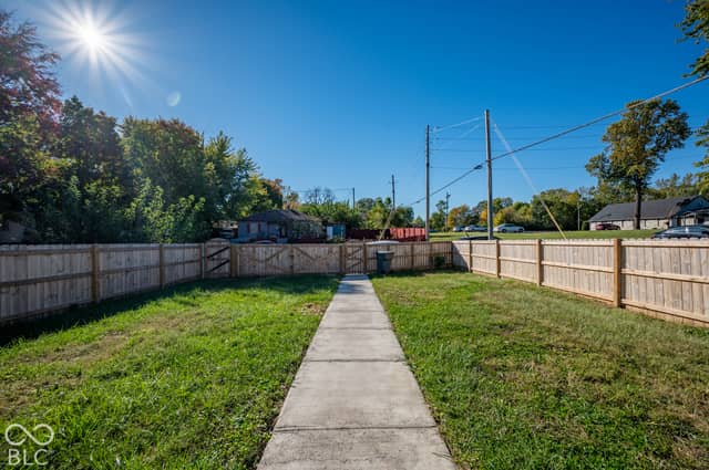 3145 Stuart, Indianapolis, IN 46218, photo 3 of 29