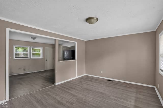 9508 Baker Court, Indianapolis, IN 46235, photo 5 of 20
