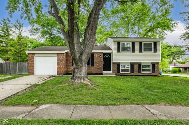 1501 Butternut Lane, Indianapolis, IN 46234, photo 2 of 24