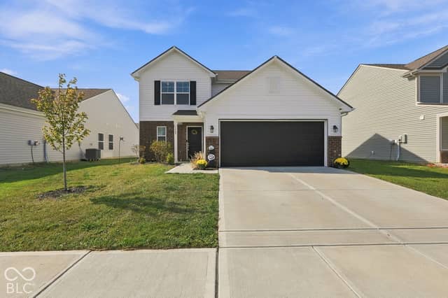 1482 Littleleaf Drive, Sheridan, IN 46069, photo 3 of 42