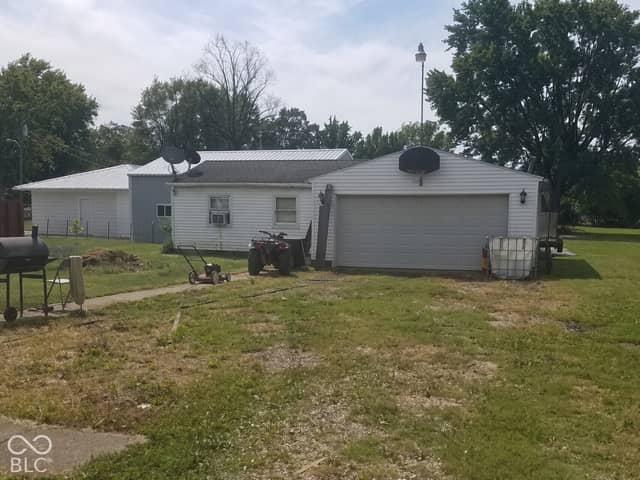 309 3rd Street, Oaktown, IN 47561, photo 3 of 14