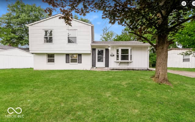 8136 Crousore Road, Indianapolis, IN 46219, photo 3 of 34
