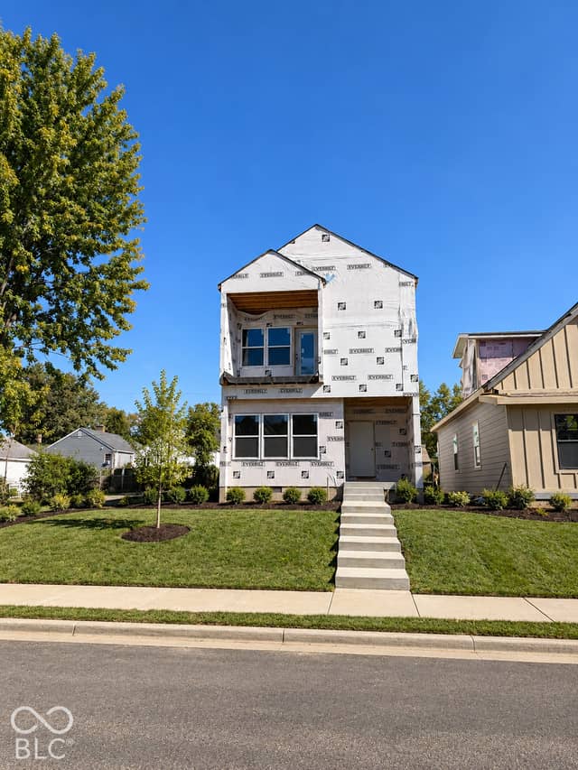 209 N Keystone Avenue, Indianapolis, IN 46201, photo 5 of 9