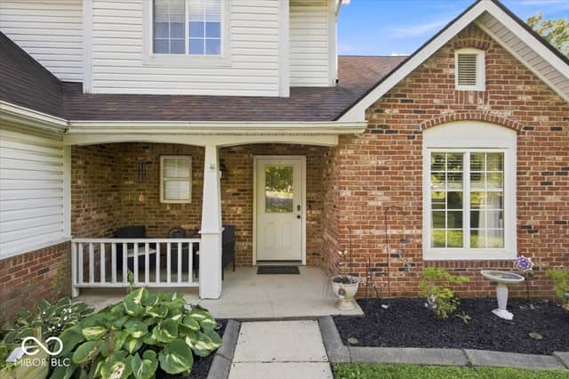 5119 Ashley Court, Anderson, IN 46013, photo 2 of 36