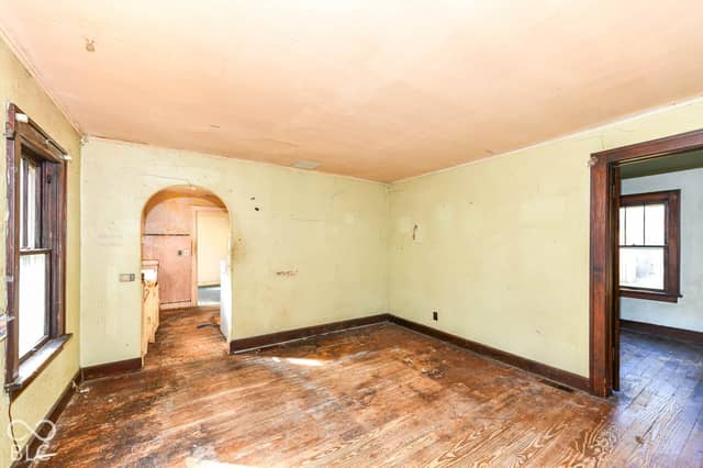 1319 Chester Street, Anderson, IN 46012, photo 4 of 19