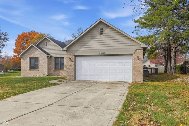 1208 Spring Mill Drive, Avon, IN 46123, photo 2 of 16