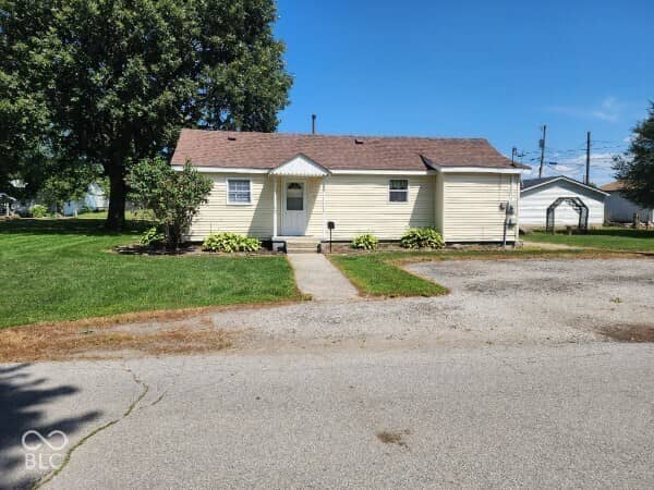 621 W Superior Street, Lebanon, IN 46052, photo 1 of 19