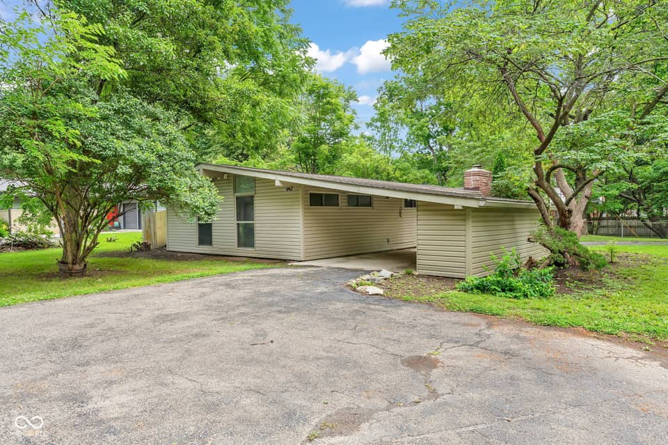 9105 Washington Boulevard, Indianapolis, IN 46240, photo 1 of 56