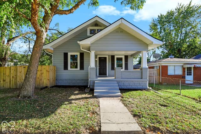1415 E Castle Avenue, Indianapolis, IN 46227, photo 5 of 62