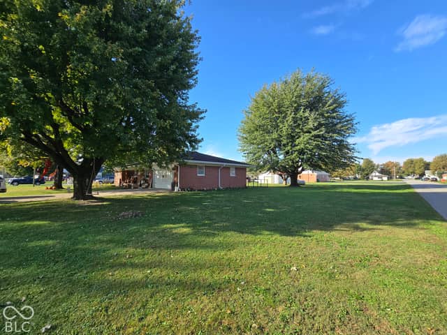 206 N Pike Street, Kempton, IN 46049, photo 4 of 41
