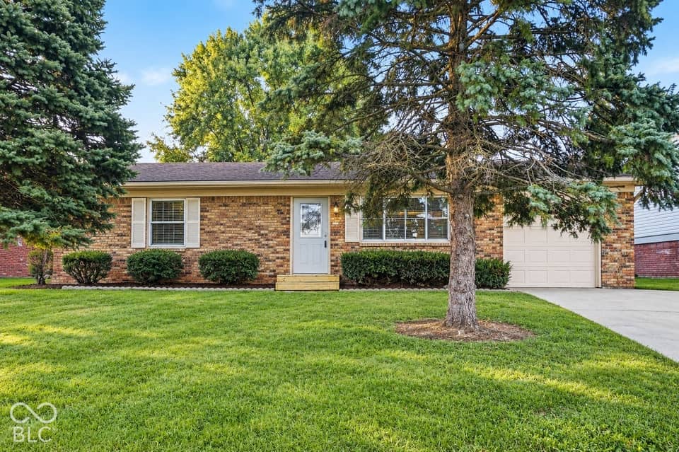509 Saint John Court N, Beech Grove, IN 46107, photo 1 of 20