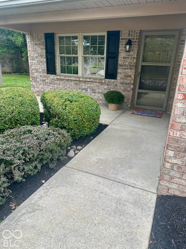 8930 Stepping Stone Way, Avon, IN 46123, photo 5 of 39