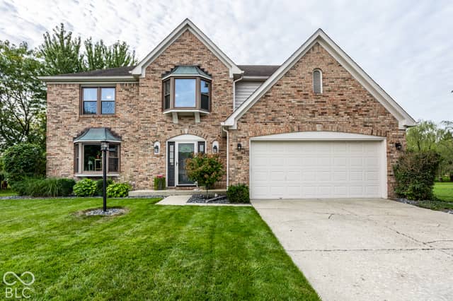 10341 Dolphin Lane, Indianapolis, IN 46256, photo 4 of 44