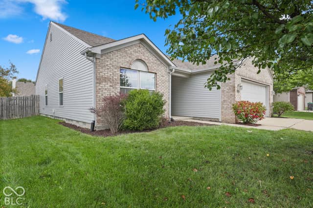 1088 Central Park Boulevard S, Greenwood, IN 46143, photo 3 of 16