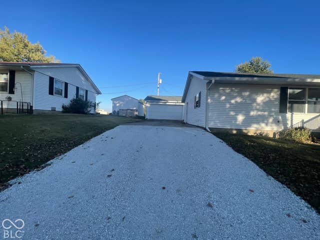 309 Sugar Street, Veedersburg, IN 47987, photo 2 of 27