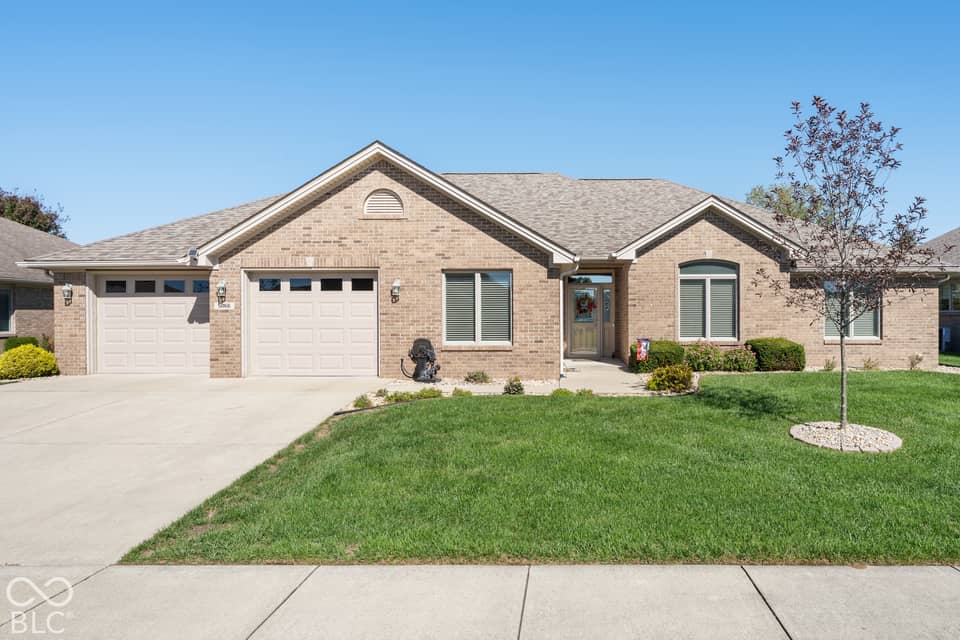 5066 W Quincy Court, Columbus, IN 47203, photo 1 of 53