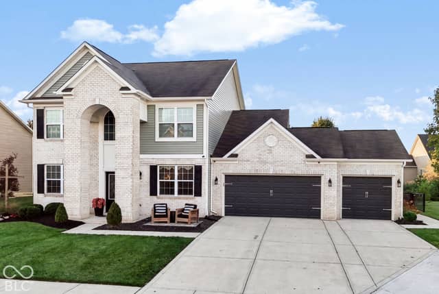 5807 W Commonview Drive, McCordsville, IN 46055, photo 3 of 103