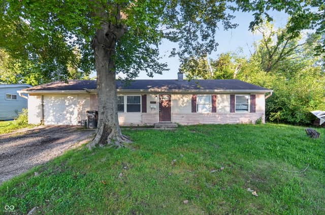 4439 N Campbell Avenue, Indianapolis, IN 46226, photo 2 of 24