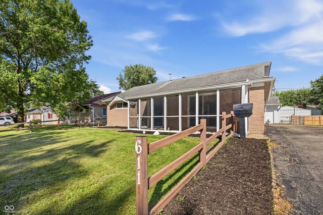 611 Gooseberry Lane, Greenwood, IN 46143, photo 4 of 33